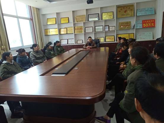 1554197557718.jpg 新聞中心=江蘇綠地召開關(guān)于生產(chǎn)質(zhì)量專題工作會議.jpg