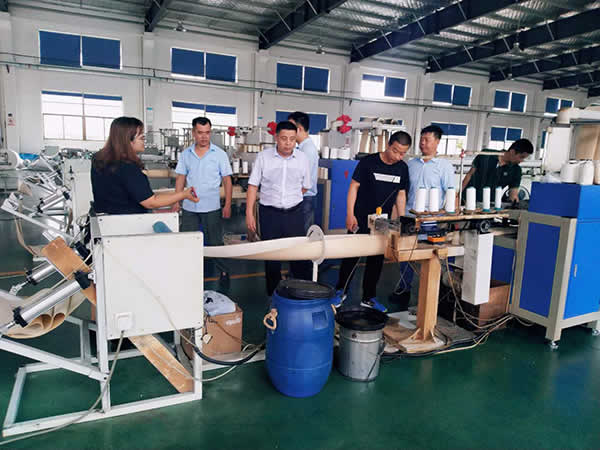 1598509410562.jpg 新聞=內(nèi)蒙古億利集團(tuán)領(lǐng)導(dǎo)蒞臨我司考察指導(dǎo)工作06.jpg